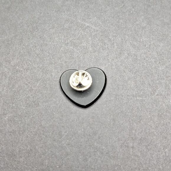 Abstract multicolor heart shape enamel pin fashion accessory - Picture 2 of 3